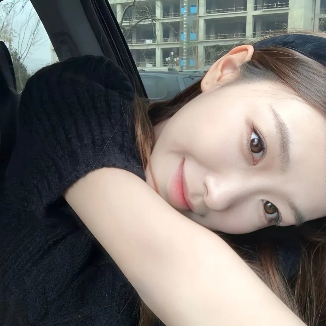 网聘女伴